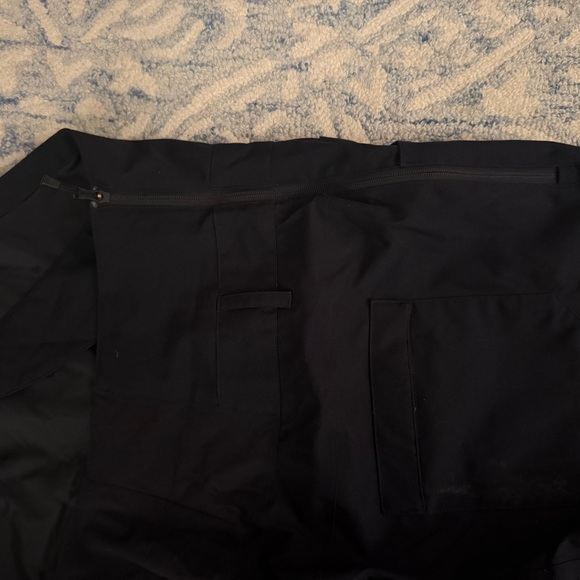 Burton Black Ski & Snowboard Bib - Picture 5 of 6